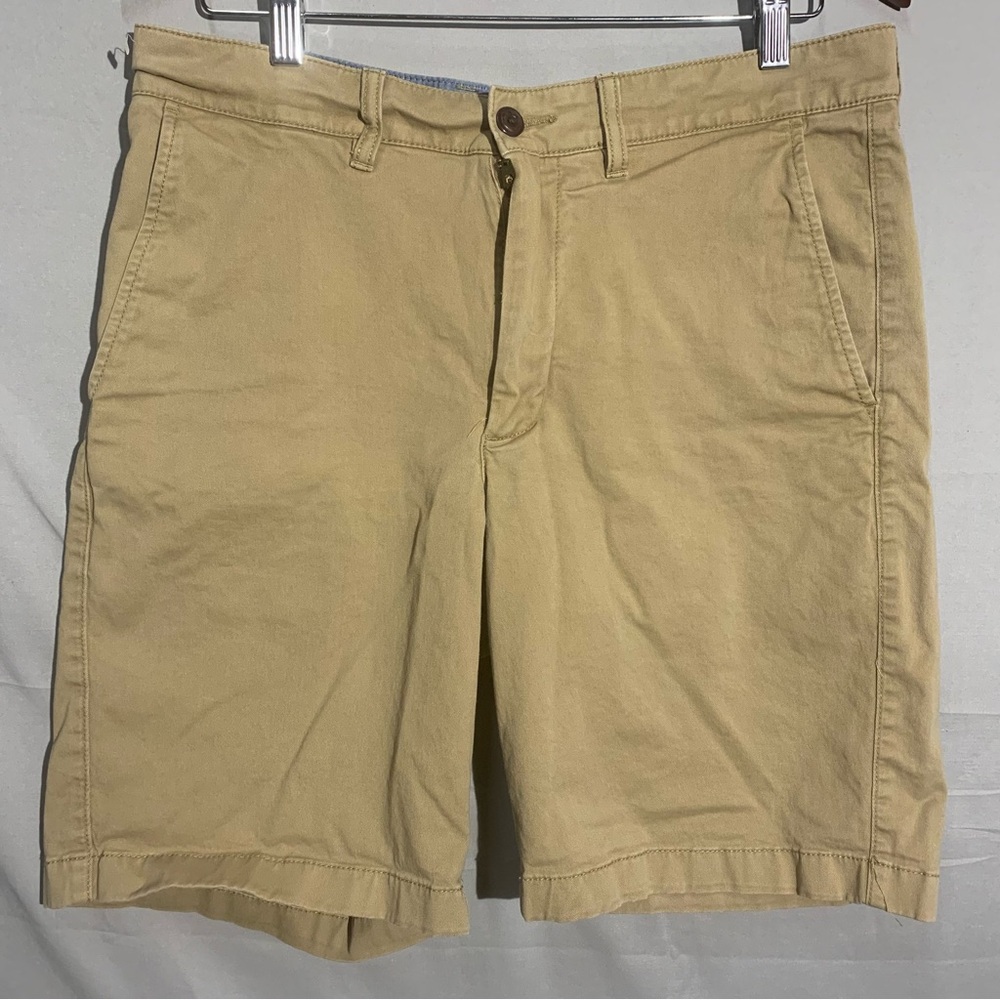 LL Bean Shorts Mens 32 Beige Chino Button Fly Lightweight Formal Summer Golf